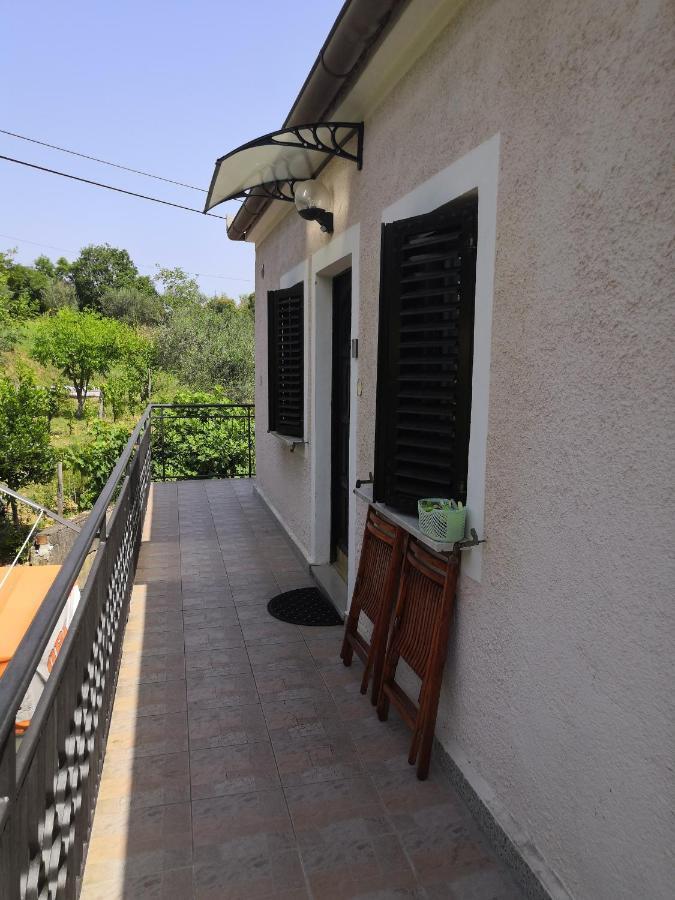 Rosemarin Apartment Koper Bagian luar foto